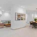 Holiday home Byron, Private Pool, Walking Distance To Puerto Banus
