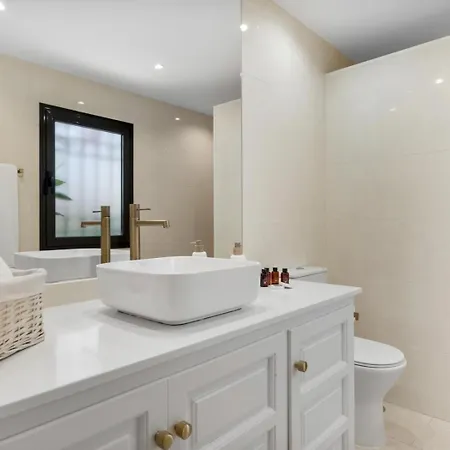 Byron, Private Pool, Walking Distance To Puerto Banus Ferienhaus Marbella