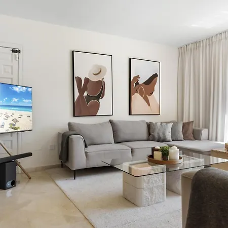 Byron, Private Pool, Walking Distance To Puerto Banus Ferienhaus Marbella