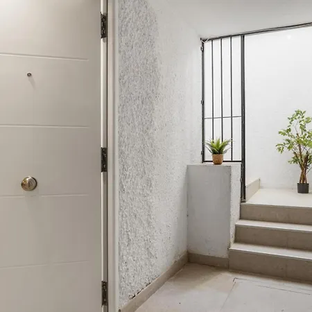 Byron, Private Pool, Walking Distance To Puerto Banus Ferienhaus *