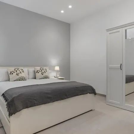 Byron, Private Pool, Walking Distance To Puerto Banus *