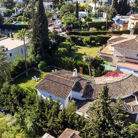 Byron, Private Pool, Walking Distance To Puerto Banus 別荘 *