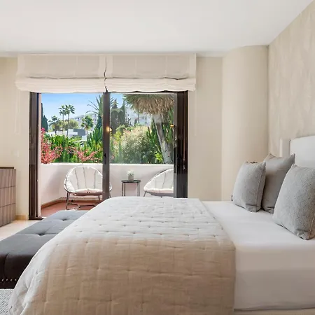 Byron, Private Pool, Walking Distance To Puerto Banus Marbella