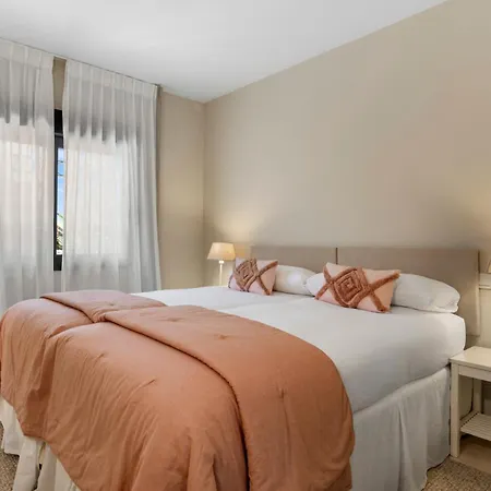 Byron, Private Pool, Walking Distance To Puerto Banus Ferienhaus Marbella