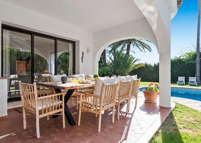 Byron, Private Pool, Walking Distance To Puerto Banus