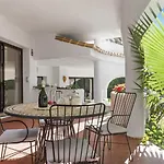 Byron, Private Pool, Walking Distance To Puerto Banus * Марбелья