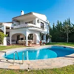 Byron, Private Pool, Walking Distance To Puerto Banus Дом отдыха *