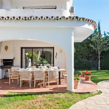 Byron, Private Pool, Walking Distance To Puerto Banus Дом отдыха *