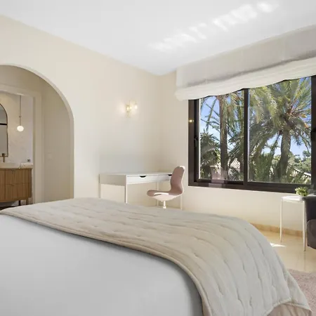 Byron, Private Pool, Walking Distance To Puerto Banus Hébergement de vacances