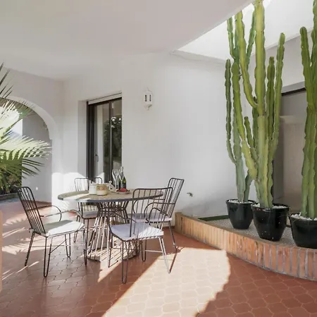 Byron, Private Pool, Walking Distance To Puerto Banus 度假居