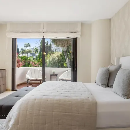 Byron, Private Pool, Walking Distance To Puerto Banus 度假居