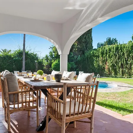 Byron, Private Pool, Walking Distance To Puerto Banus 度假居 *