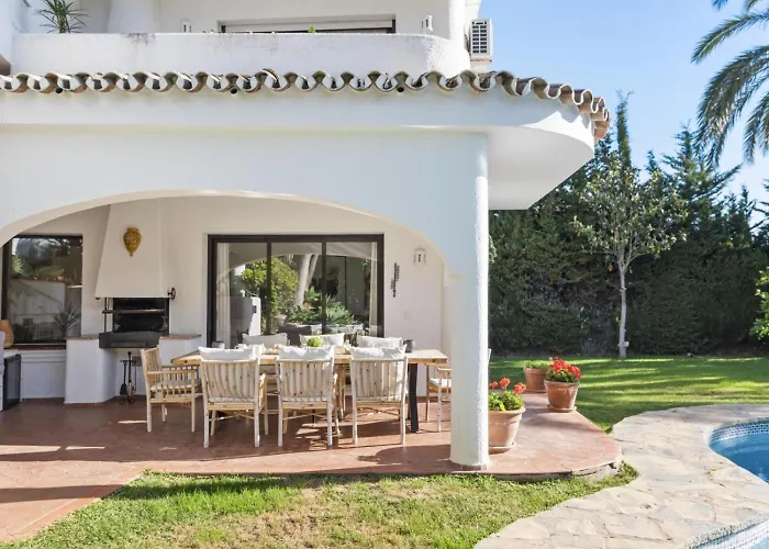 Byron, Private Pool, Walking Distance To Puerto Banus Semesterbostad Marbella