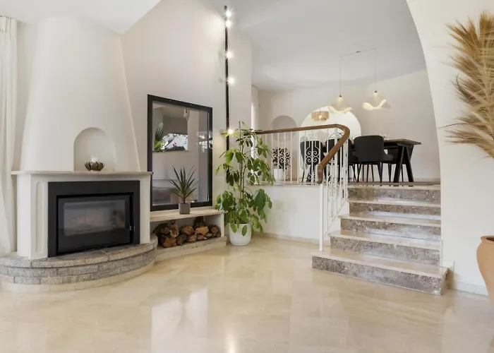 Byron, Private Pool, Walking Distance To Puerto Banus * Marbella