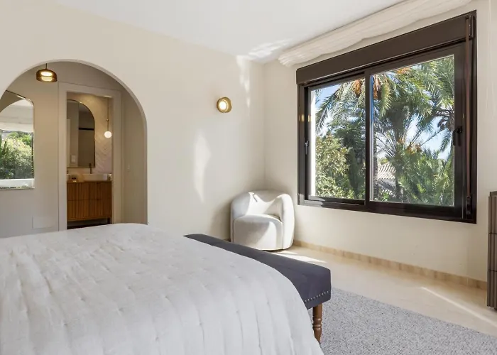 Byron, Private Pool, Walking Distance To Puerto Banus Semesterbostad