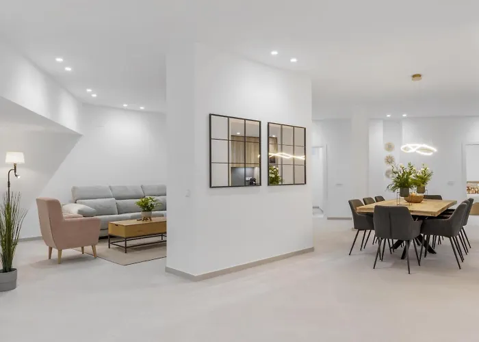 Byron, Private Pool, Walking Distance To Puerto Banus