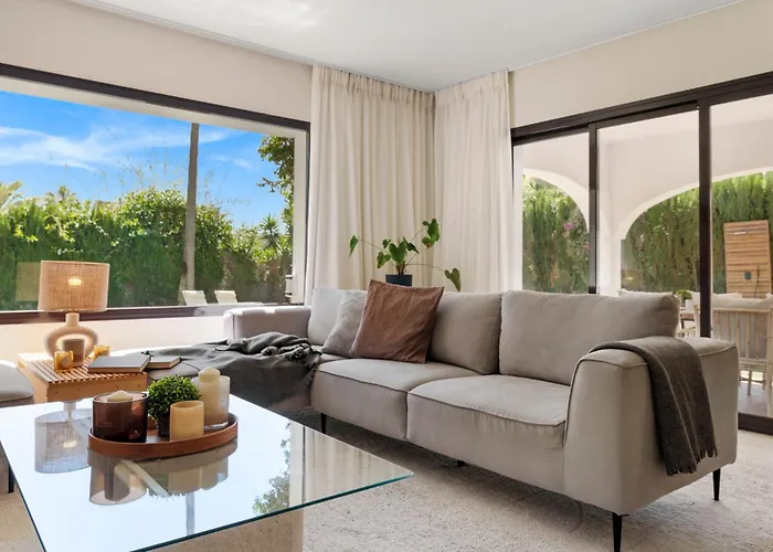 Byron, Private Pool, Walking Distance To Puerto Banus 马尔韦利亚